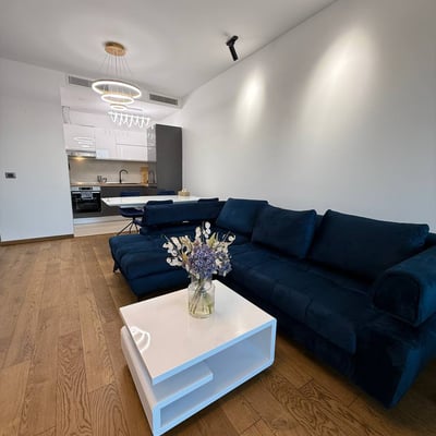 Аренда светлой 2-комнатной квартиры, 52 м², Белград, Сербия